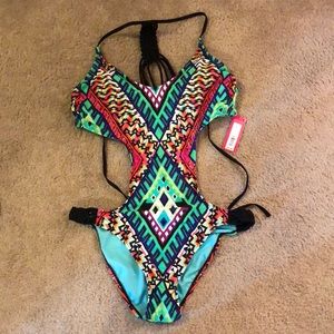 NWT - cutout one piece swim suit